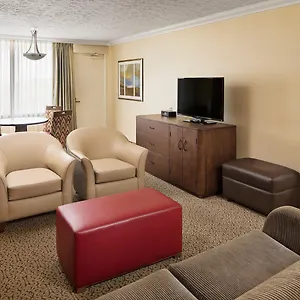 crowne-plaza-louisville-arpt-expo-ctr.hotels-louisville.com/
